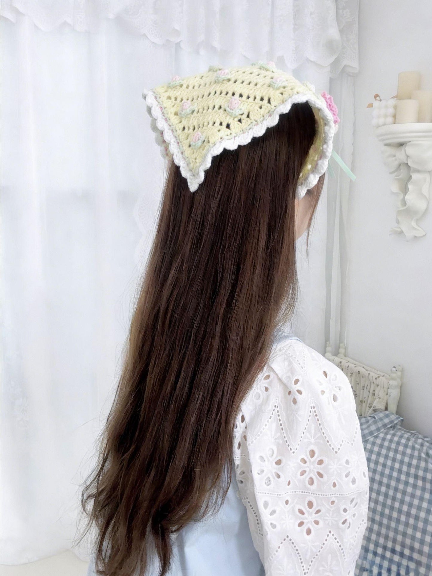 Foulard triangle au crochet rose fait main – Bandana en coton de lait pour cheveux