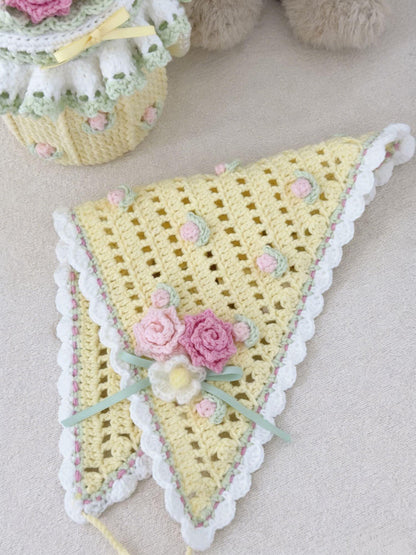 Foulard triangle au crochet rose fait main – Bandana en coton de lait pour cheveux
