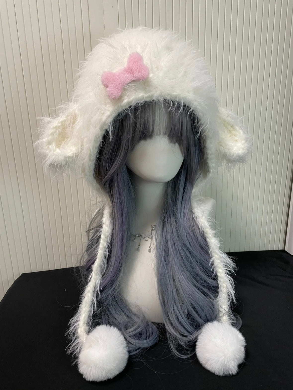 Mignon Bonnet d'Hiver en Peluche Douce en Forme d'Oreilles d'Agneau Blanc avec Nœud Rose, Chapeau Kawaii