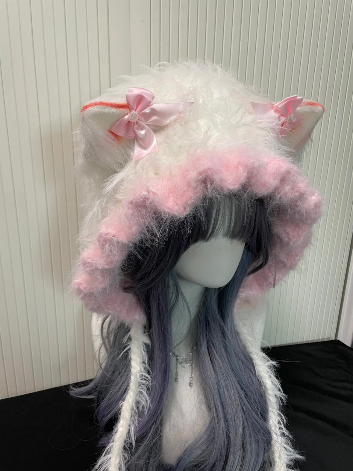 Kawaii Rosa Katzenohr-Fellkapuze | Flauschige Pastell-Plüschmütze mit Bommeln | Niedliches Soft-Girl