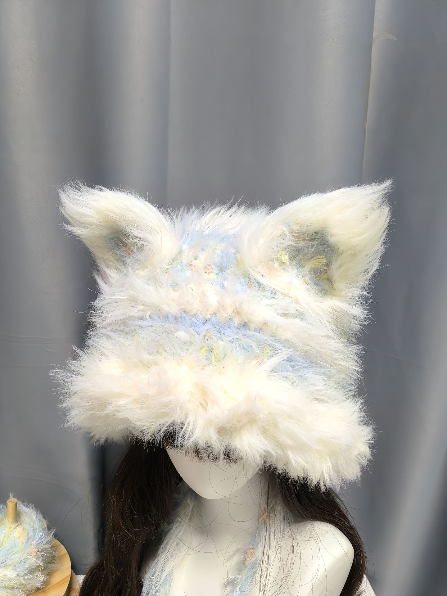 Blauer und weißer Fuchs-Kapuzenpullover mit abnehmbaren Ohren, gehäkelte Fuchsmütze, Kawaii Kapuzenmütze