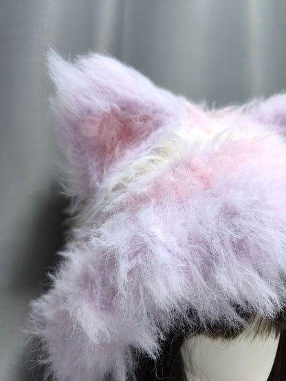 Fuchs Kapuze in Pink, Lila und Weiß mit abnehmbaren Ohren, Pastellfarbene Gehäkelte Fuchsmütze