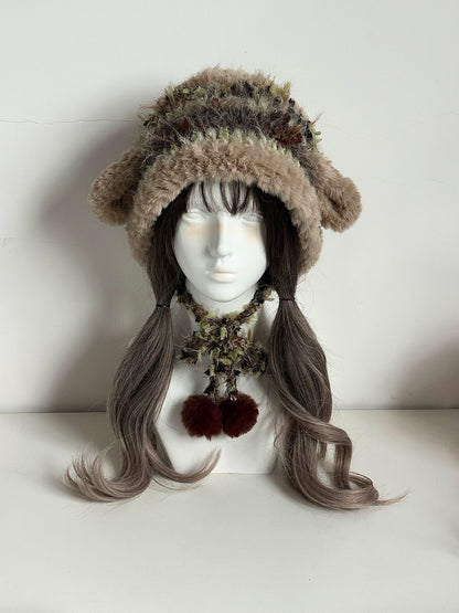 Forest Lamb Eared Beanie – Handgestrickte flauschige Mütze