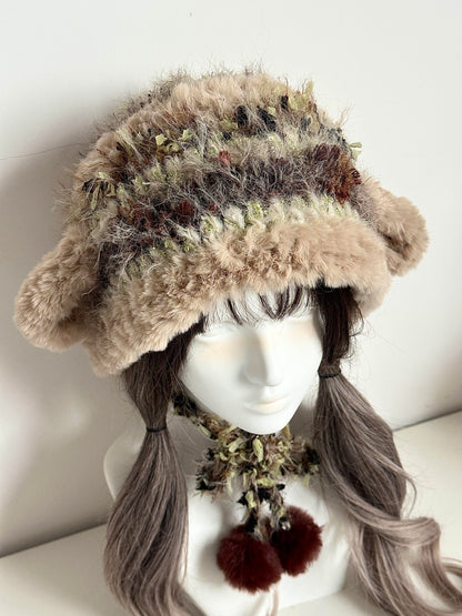 Forest Lamb Eared Beanie – Handgestrickte flauschige Mütze