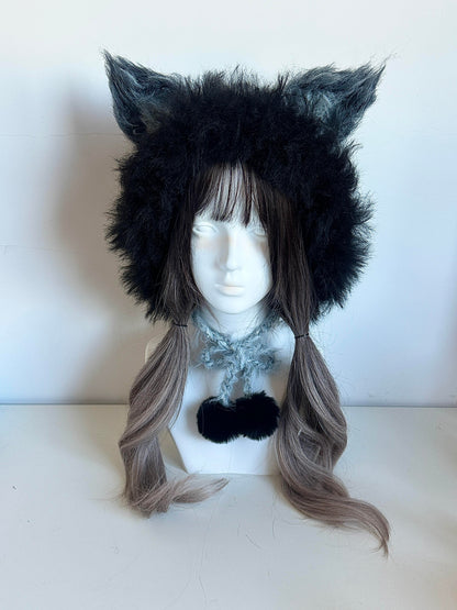 Fuchs-Ohren-Kapuze, handgemachte gehäkelte Fuchshaube, minimalistische Tierhaube in kühlen Farbtönen