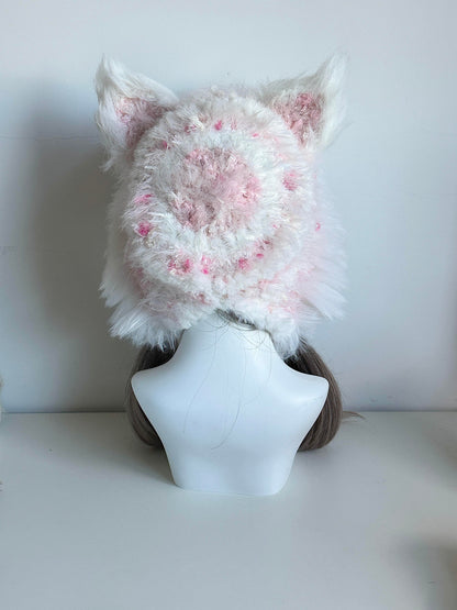 Kapuze mit Fuchsohren in Pink Mist, handgefertigte Häkel-Fuchskapuze, weiche Pastell Tier Wintermütze