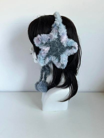 Handgemachte blau-graue Stern-Ohrenschützer mit breitem Stirnband, gehäkelte Plüsch-Fairycore-Ohrwärmer