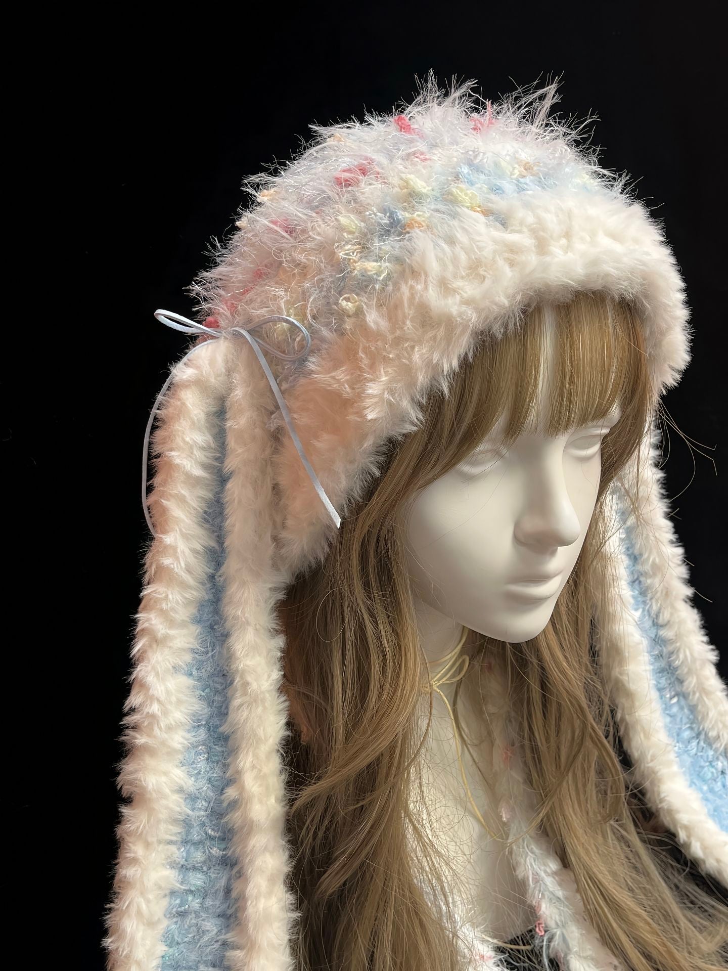 Blauer Kapuzenpullover mit Hasenohren, Handgehäkelter Hasenkapuzenpullover, Niedliche Tierkapuzenmütze