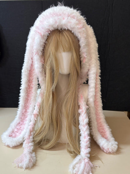 Blau-weiße Hasenohrenkapuze, Kawaii-Kaninchen-Wintermütze, weicher handgemachter Pelzkapuzenschal
