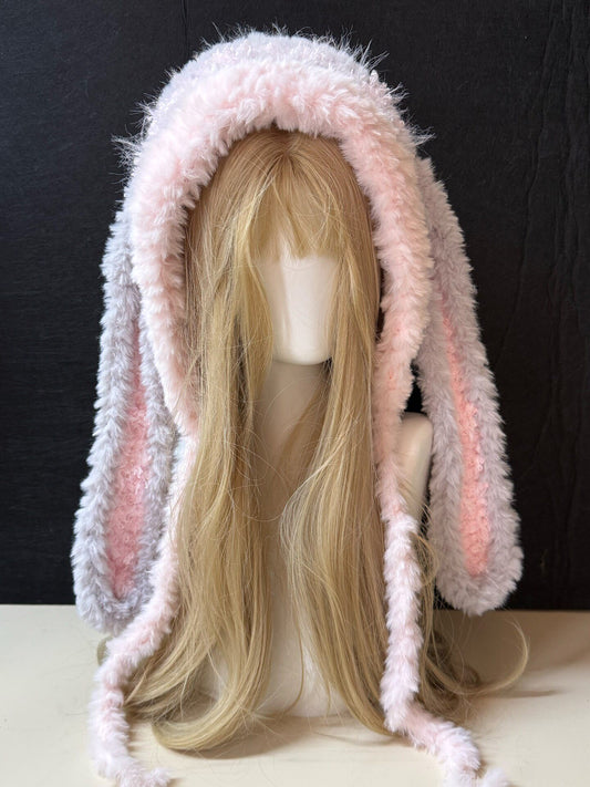 Graue rosa Hasenohren-Kapuze, süße Kawaii Hasenmütze, weicher handgemachter Winter-Fellkapuzenschal