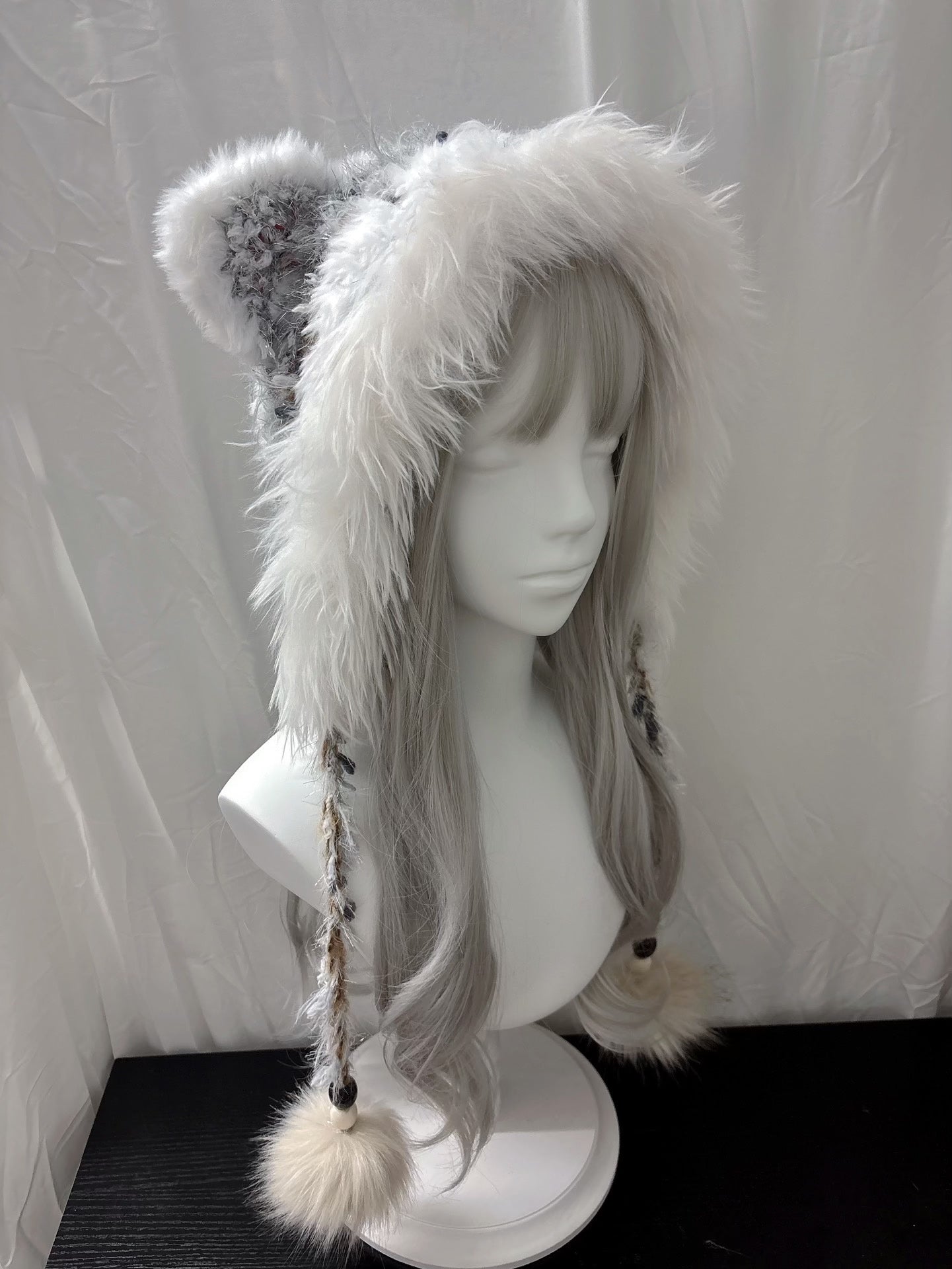 Grau Silberne Katzenohren Kapuze mit Schal, Handgemachte Gehäkelte Kapuzenschal, Kawaii Winter