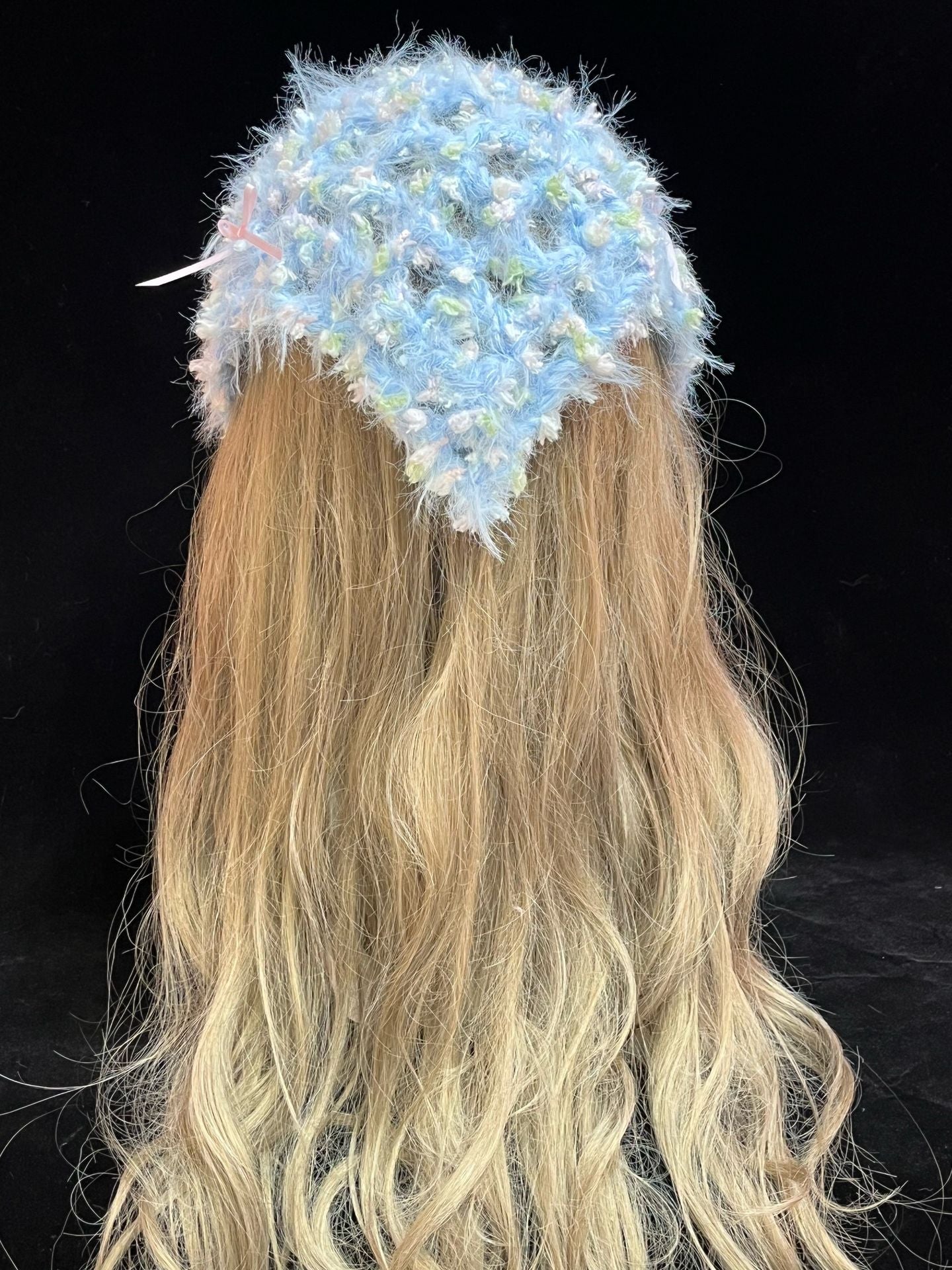 Flauschiges Häkel-Dreieckstuch Handgefertigtes flauschiges Garn-Bandana Fairycore Haar-Schal